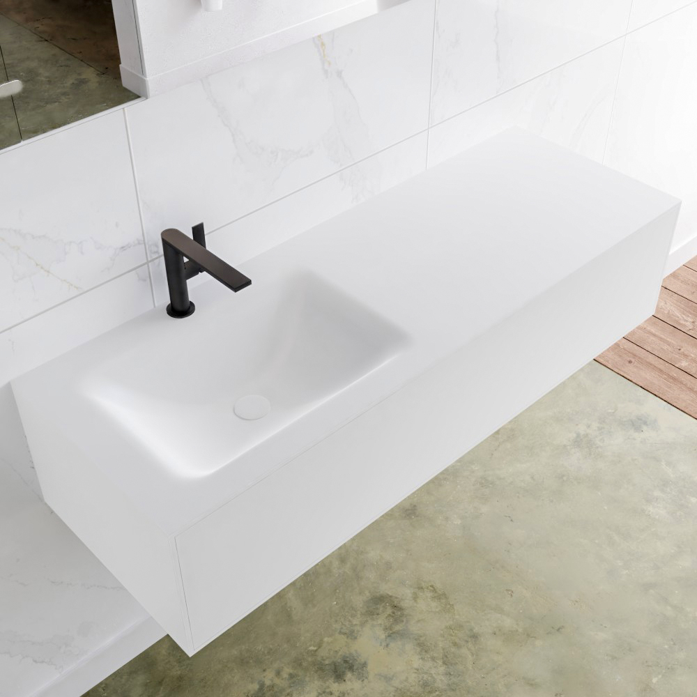 MONDIAZ LAGOM 130 badmeubel solid surface talc 1 lade CLOUD links 1 kraangat