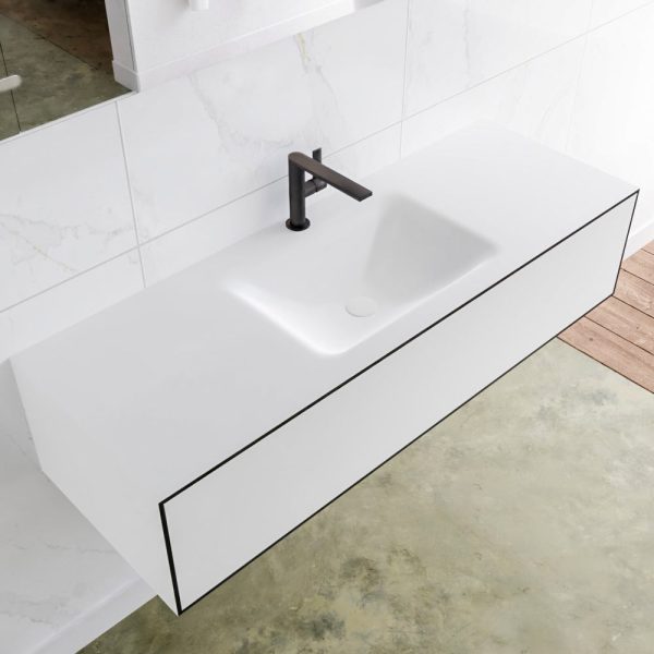 MONDIAZ LAGOM 130 badmeubel solid surface urban 1 lade CLOUD midden 1 kraangat