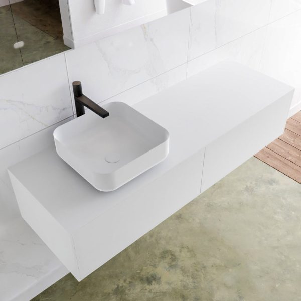 MONDIAZ LAGOM 140 badmeubel solid surface talc 2 lades BINX links 1 kraangat