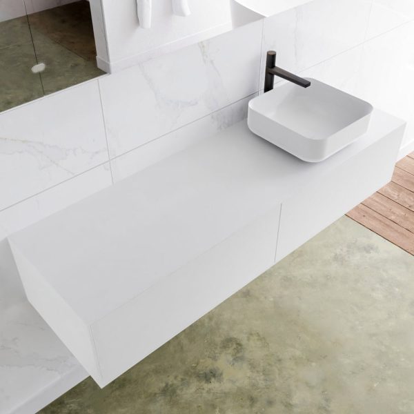 MONDIAZ LAGOM 150 badmeubel solid surface talc 2 lades BINX rechts 1 kraangat